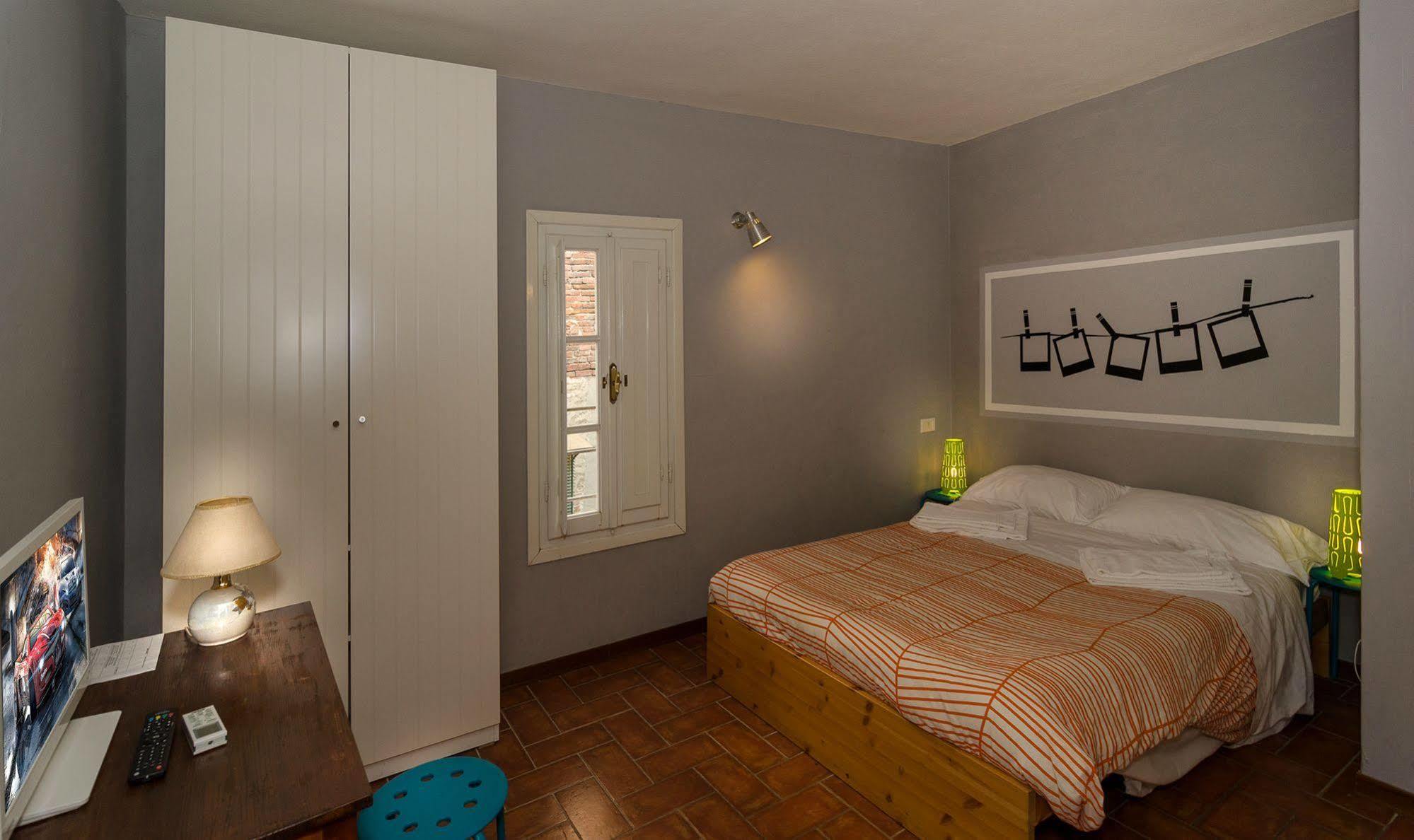 B&B Camera Con Vista Lucca Eksteriør billede